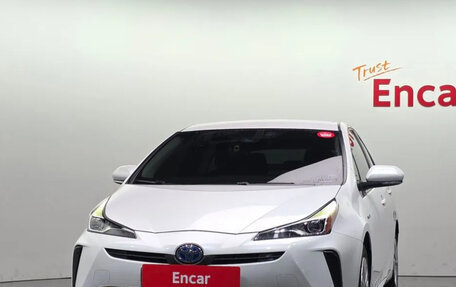 Toyota Prius IV XW50, 2022 год, 2 857 000 рублей, 2 фотография