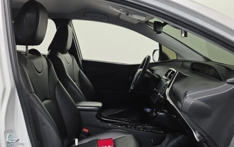 Toyota Prius IV XW50, 2022 год, 2 857 000 рублей, 7 фотография