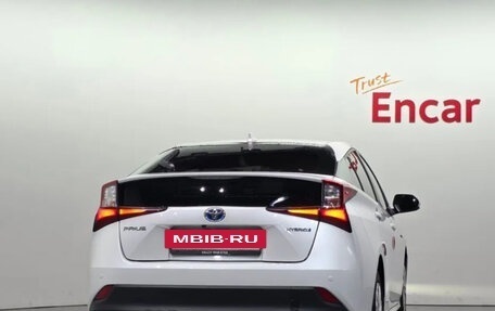 Toyota Prius IV XW50, 2022 год, 2 857 000 рублей, 4 фотография