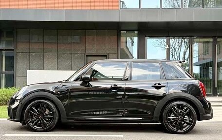 MINI Hatch, 2023 год, 2 290 000 рублей, 7 фотография