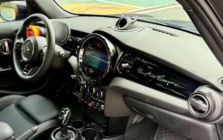 MINI Hatch, 2023 год, 2 290 000 рублей, 10 фотография
