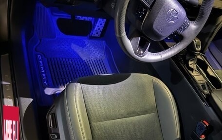 Toyota Camry, 2025 год, 4 550 000 рублей, 6 фотография
