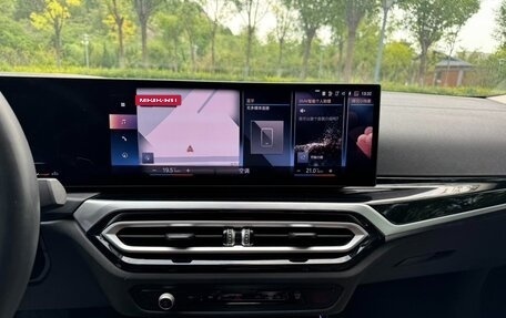 BMW 3 серия, 2023 год, 2 820 000 рублей, 14 фотография