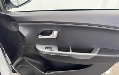KIA Rio III рестайлинг, 2015 год, 1 050 000 рублей, 18 фотография