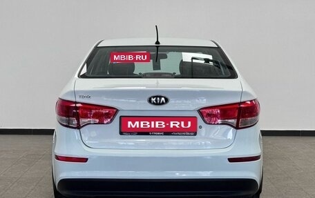 KIA Rio III рестайлинг, 2015 год, 1 050 000 рублей, 23 фотография