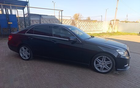 Mercedes-Benz E-Класс, 2012 год, 1 770 000 рублей, 8 фотография