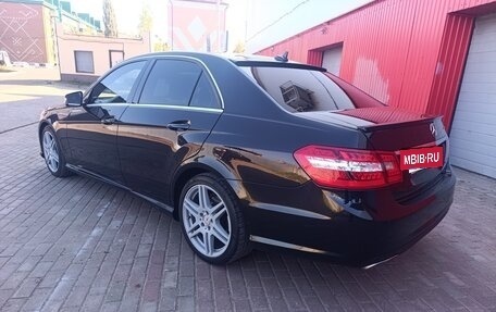 Mercedes-Benz E-Класс, 2012 год, 1 770 000 рублей, 4 фотография
