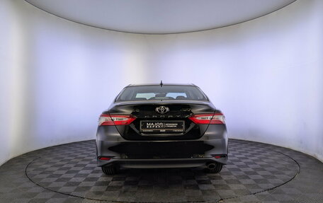 Toyota Camry, 2021 год, 2 725 000 рублей, 6 фотография