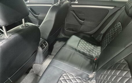 Volkswagen Jetta VI, 2010 год, 661 000 рублей, 15 фотография