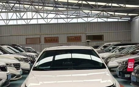 Toyota Corolla, 2022 год, 1 290 000 рублей, 2 фотография