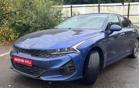 KIA K5, 2021 год, 2 500 000 рублей, 1 фотография