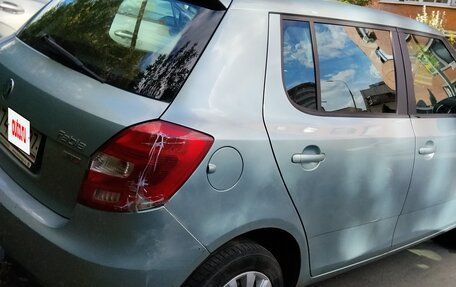 Skoda Fabia II, 2011 год, 380 000 рублей, 3 фотография