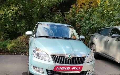 Skoda Fabia II, 2011 год, 380 000 рублей, 4 фотография