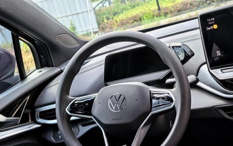Volkswagen ID.4, 2024 год, 3 210 000 рублей, 13 фотография