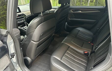 BMW 6 серия, 2018 год, 4 700 000 рублей, 9 фотография