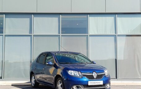 Renault Logan II, 2015 год, 600 000 рублей, 2 фотография