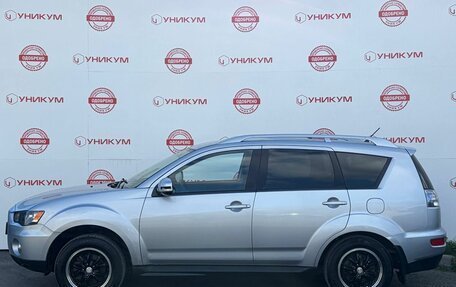 Mitsubishi Outlander III рестайлинг 3, 2010 год, 1 049 000 рублей, 2 фотография