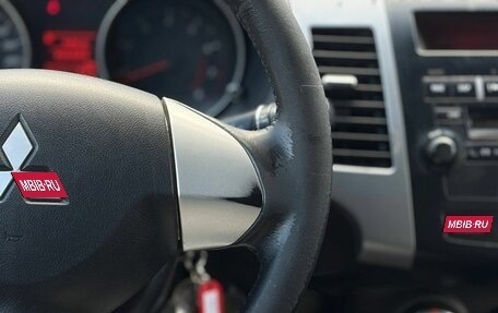Mitsubishi Outlander III рестайлинг 3, 2010 год, 1 049 000 рублей, 27 фотография