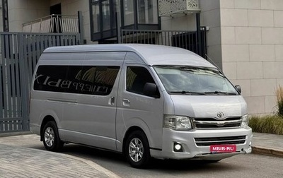 Toyota HiAce H200, 2011 год, 1 420 000 рублей, 1 фотография