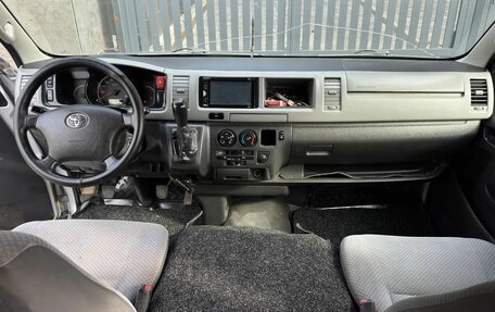 Toyota HiAce H200, 2011 год, 1 420 000 рублей, 19 фотография