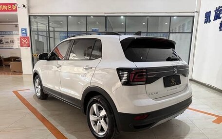 Volkswagen T-Cross I, 2022 год, 1 720 000 рублей, 4 фотография
