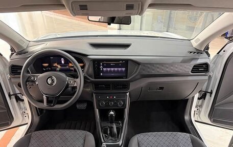 Volkswagen T-Cross I, 2022 год, 1 720 000 рублей, 11 фотография
