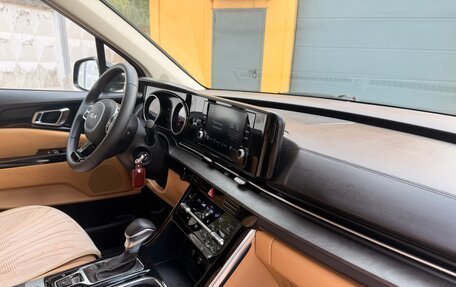 KIA Carnival, 2021 год, 3 400 000 рублей, 19 фотография