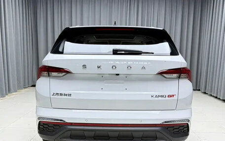 Skoda Kamiq I, 2023 год, 1 800 000 рублей, 5 фотография