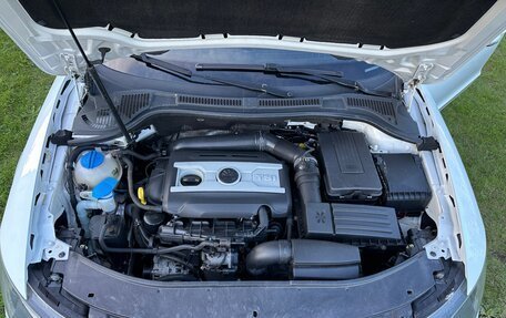 Skoda Superb III рестайлинг, 2014 год, 990 000 рублей, 11 фотография