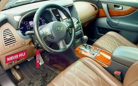 Infiniti QX70, 2017 год, 2 800 000 рублей, 7 фотография