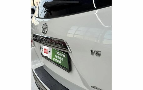 Toyota Highlander III, 2011 год, 1 799 000 рублей, 12 фотография