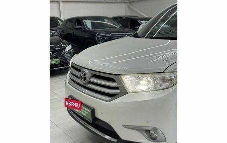 Toyota Highlander III, 2011 год, 1 799 000 рублей, 10 фотография
