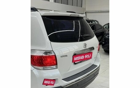 Toyota Highlander III, 2011 год, 1 799 000 рублей, 11 фотография