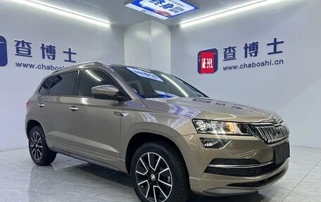 Skoda Karoq I, 2023 год, 2 300 000 рублей, 1 фотография