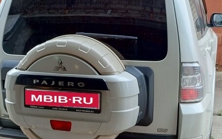 Mitsubishi Pajero IV, 2013 год, 1 850 000 рублей, 1 фотография