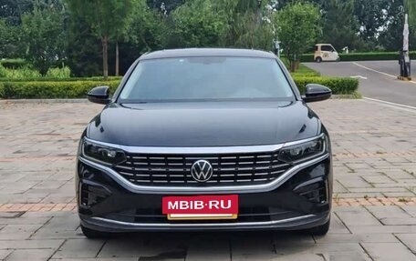 Volkswagen Passat B8 рестайлинг, 2022 год, 1 790 900 рублей, 2 фотография