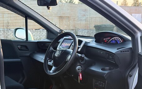 Honda Freed I, 2010 год, 799 999 рублей, 10 фотография