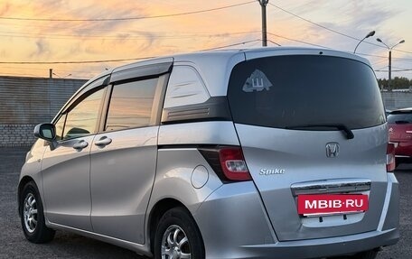 Honda Freed I, 2010 год, 799 999 рублей, 6 фотография