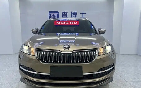 Skoda Karoq I, 2023 год, 2 300 000 рублей, 2 фотография