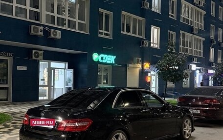 Mercedes-Benz E-Класс, 2011 год, 1 500 000 рублей, 2 фотография
