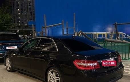 Mercedes-Benz E-Класс, 2011 год, 1 500 000 рублей, 4 фотография