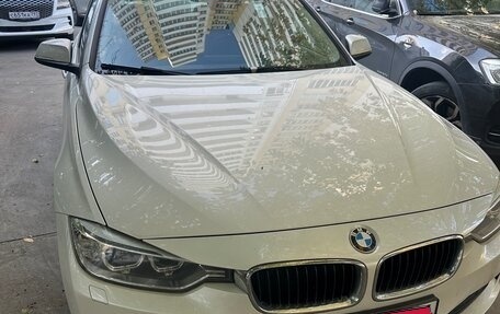 BMW 3 серия, 2014 год, 1 500 000 рублей, 10 фотография