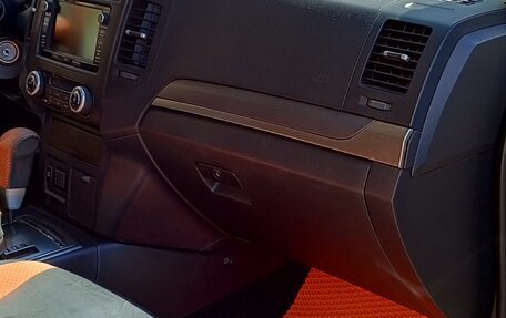 Mitsubishi Pajero IV, 2013 год, 1 850 000 рублей, 7 фотография