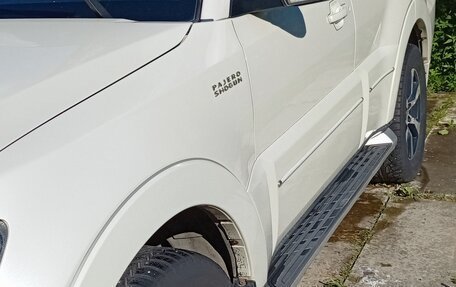 Mitsubishi Pajero IV, 2013 год, 1 850 000 рублей, 22 фотография