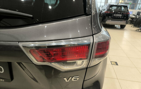 Toyota Highlander III, 2013 год, 2 395 000 рублей, 14 фотография