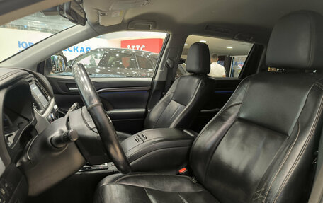 Toyota Highlander III, 2013 год, 2 395 000 рублей, 20 фотография