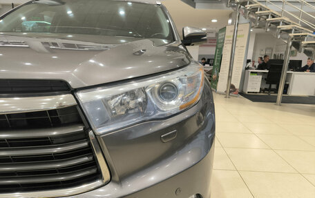 Toyota Highlander III, 2013 год, 2 395 000 рублей, 21 фотография