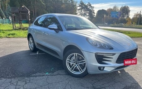 Porsche Macan I рестайлинг, 2014 год, 2 500 000 рублей, 3 фотография