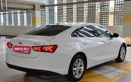 Chevrolet Malibu IX, 2022 год, 1 199 100 рублей, 2 фотография