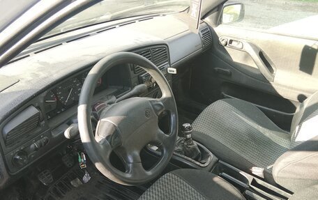 Volkswagen Passat B4, 1994 год, 180 000 рублей, 5 фотография